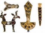 Fig. 3. Gold ornaments in Polychrome style from catacomb graves in Gospitalna Street in Kerch, Crimea, State Hermitage Museum (I. P. Zasecskaja, Kerč, via Gospital’naja [in:] I Goti. Milano 1994, p. 116-123).